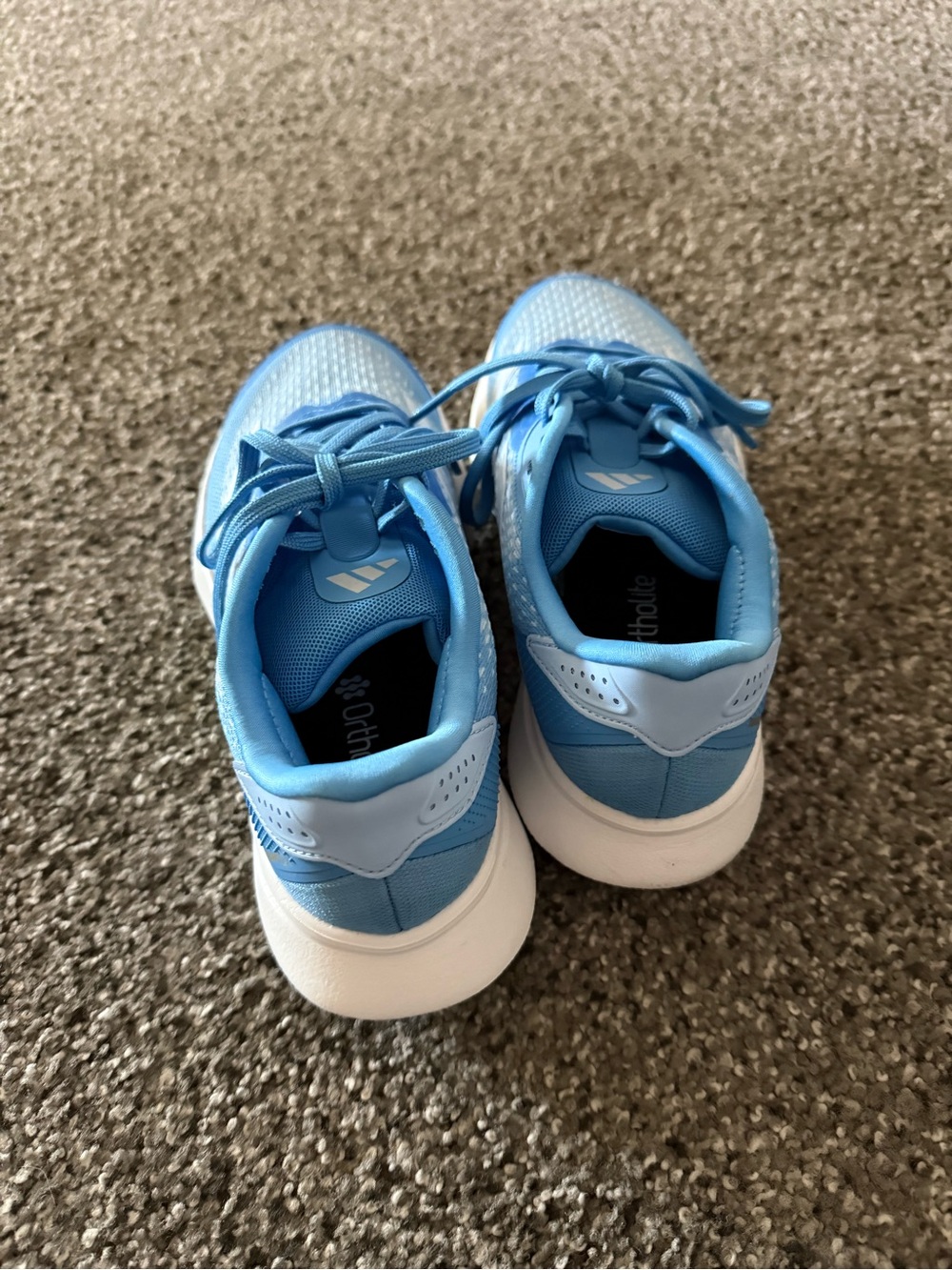 Womens adidas shoes size 7.5 - Picture 3 of 5